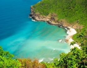 Top 5 bãi biển hoang sơ nhưng đẹp như tranh ở Việt Nam