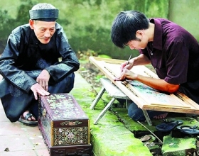 Khảm Xà Cừ Địa Linh: Tinh Hoa Văn Hóa Cố Đô Huế