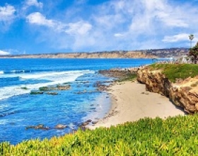 Khám Phá La Jolla Cove – Hòn ngọc biển xanh của California