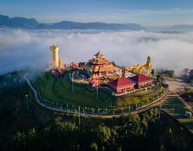 ĐÓN BÌNH MINH TẠI SAMTEN HILLS - XOAY THÁP KINH LUÂN - NGUYỆN ƯỚC NĂM MỚI AN LÀNH